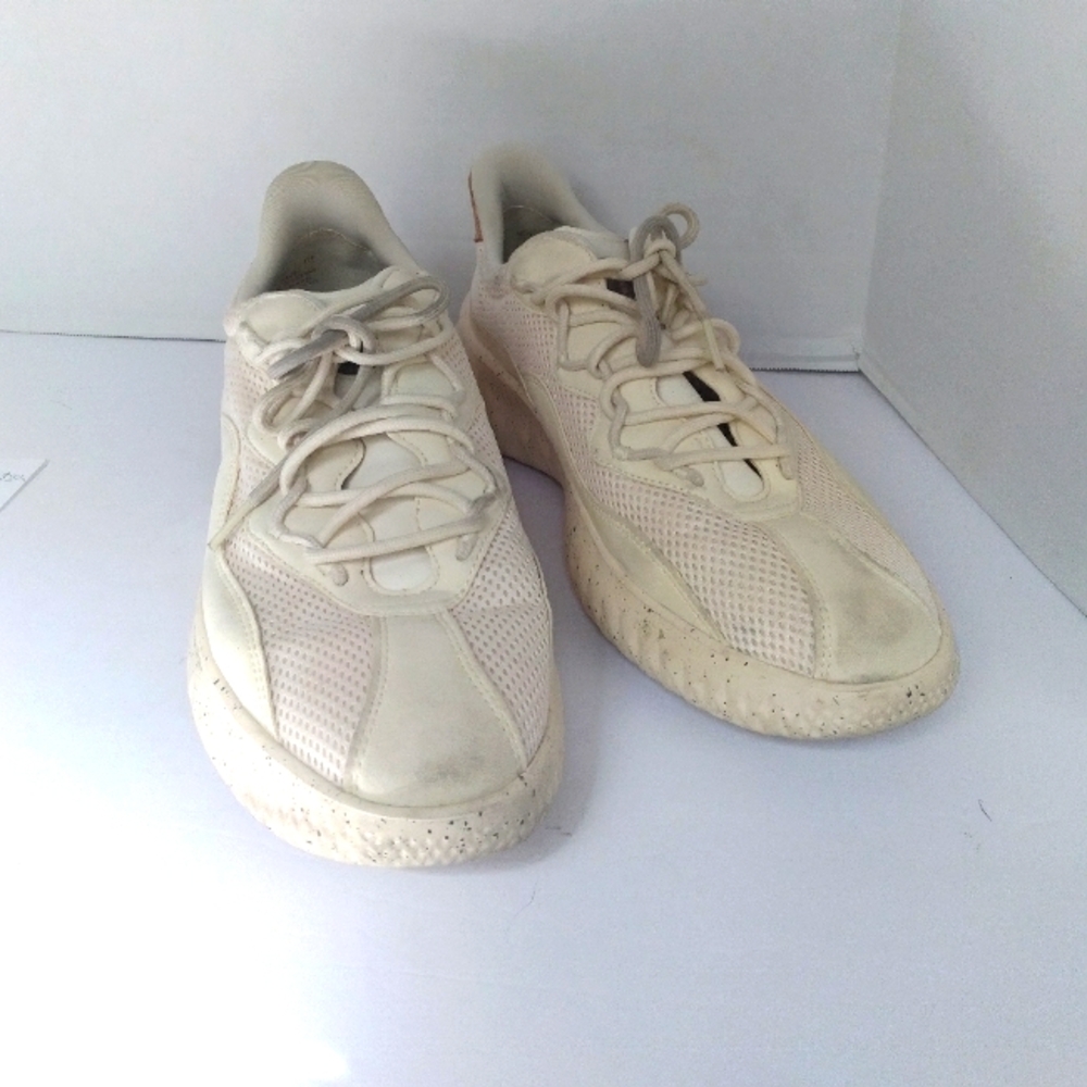 Trendy White Mesh Athletic Sneakers Speckled Sole Casual Running Walking Shoes